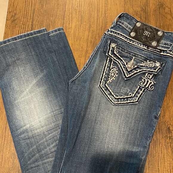Miss Me Jeans - Picture 2 of 4